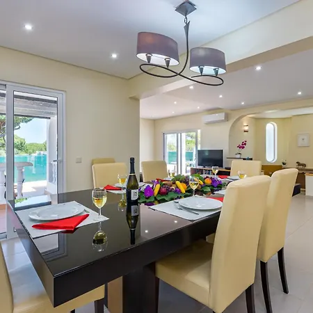 فيلة Carlivo البوفيرا